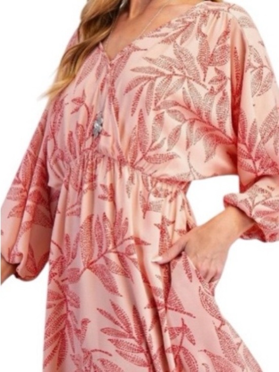 Easel Los Angeles Dresses & Skirts - Boho Floral Pink V-Neck Mini Dress